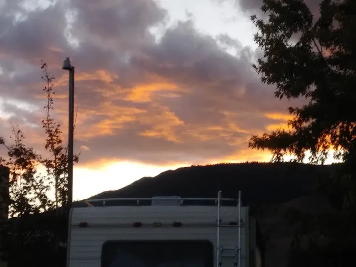 Camp-N-Town Picture 5