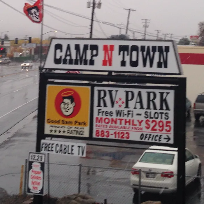 Camp-N-Town Picture 10