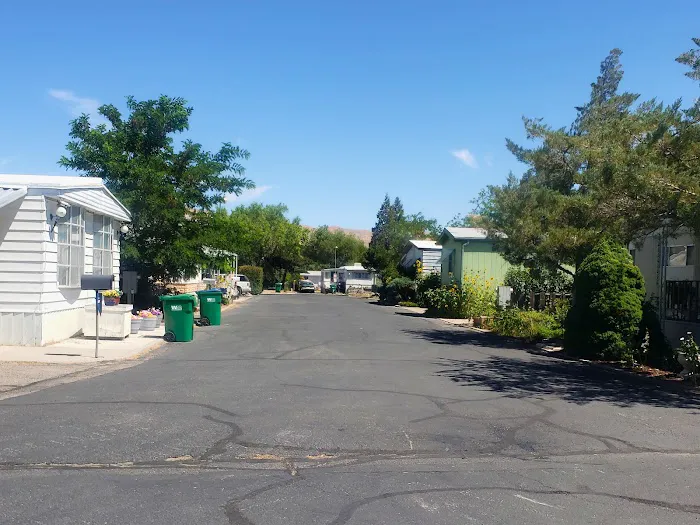 Hillside Village Picture 6