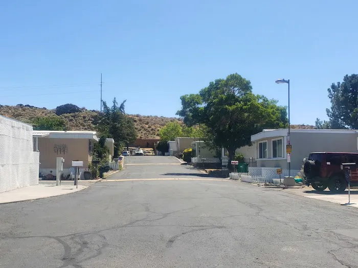 Hillside Village Picture 7