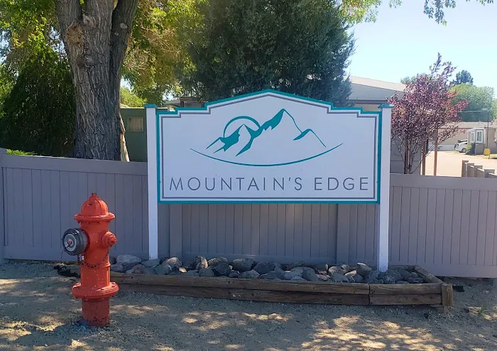 Mountain's Edge Community Picture 4