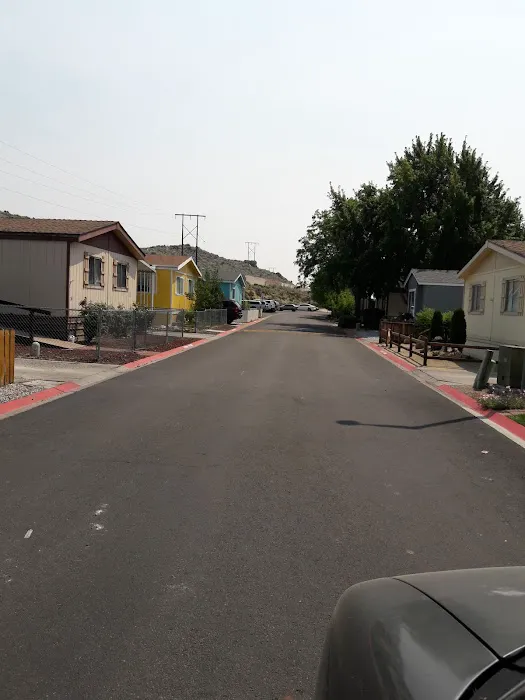 Lone Mountain Mobile Home Picture 5