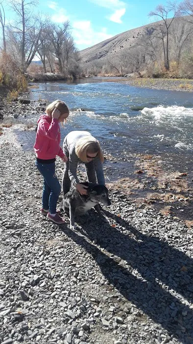 Crestview Mobile Home Park Picture 3