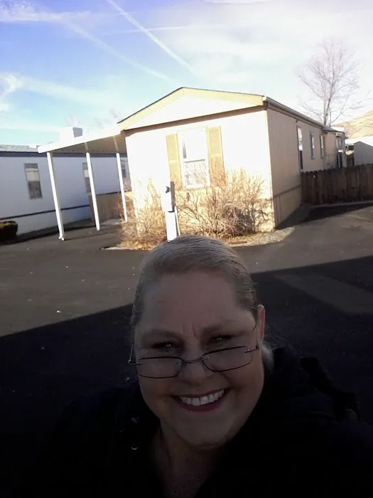 Snowflake Mobile Home Park Picture 2