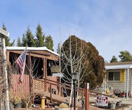 Comstock Mobile Village