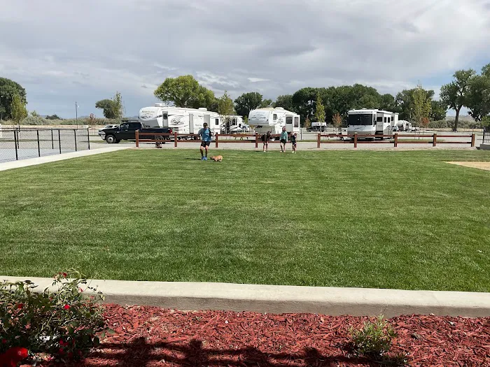 Whispering River Ranch RV Park Picture 5