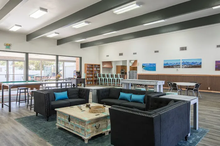 Lucky Lane Mobile Home Park Picture 1