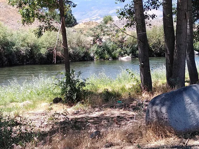 Rivers Edge RV Park Picture 4