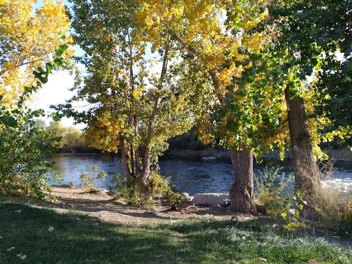 Rivers Edge RV Park Picture 8