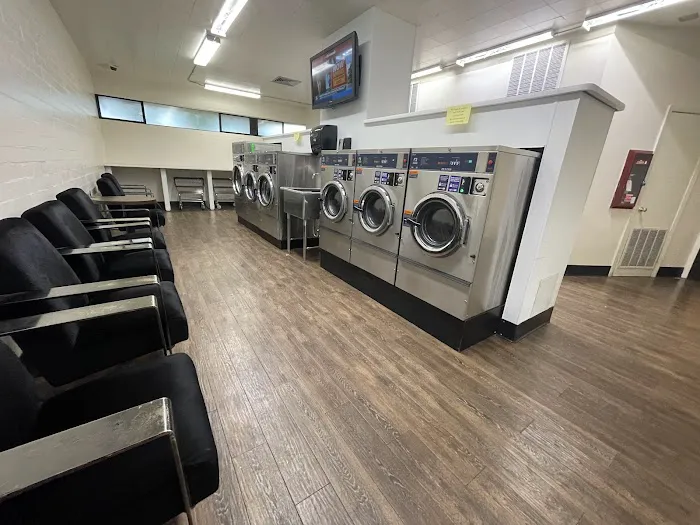 Grand Sierra RV Park Picture 4