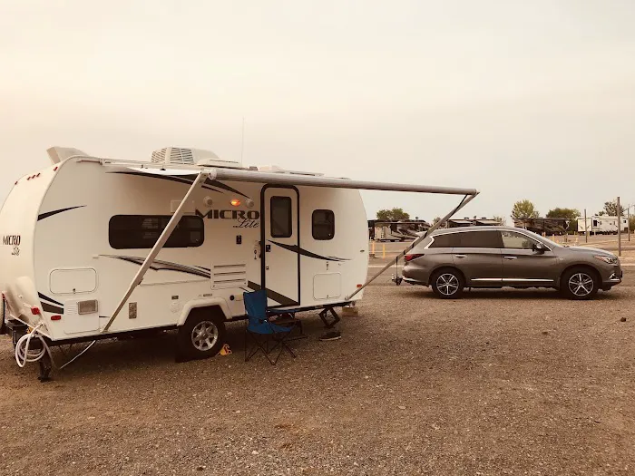 Grand Sierra RV Park Picture 9