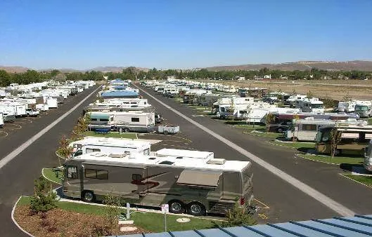 Sparks Marina RV Park Picture 1