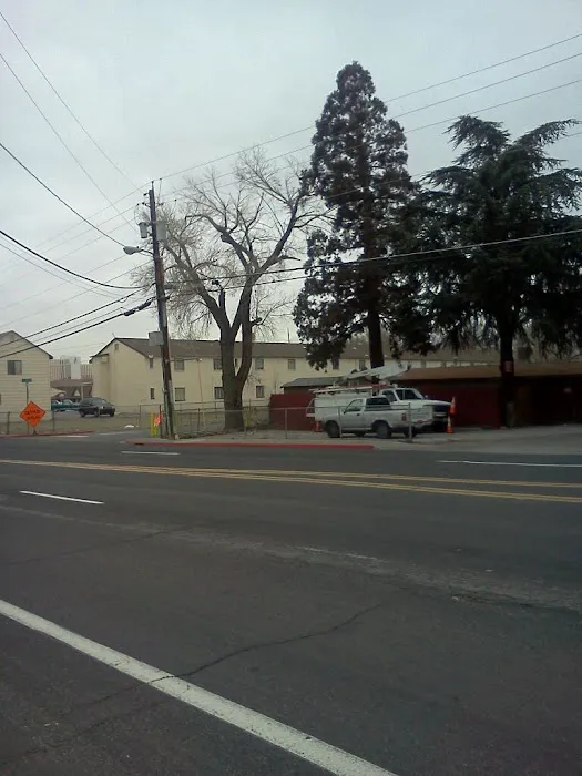 Y-Rancho Mobile Home Park Picture 3