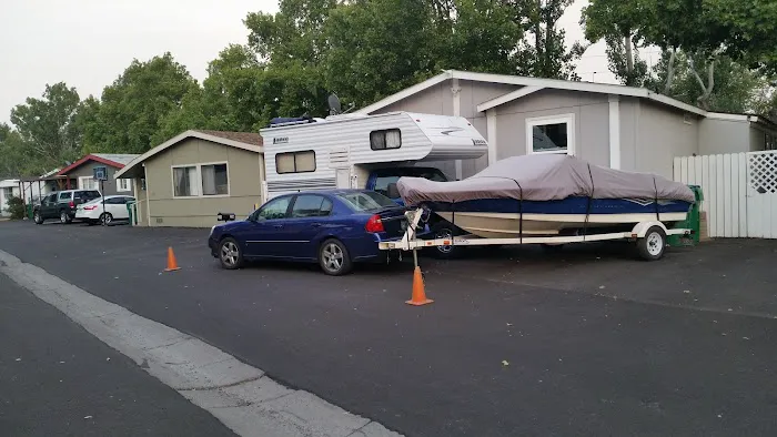 Oasis Mobile Estates Picture 5