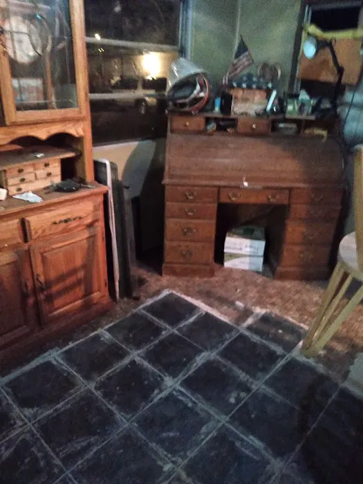 Silver Crown Mobile Home Park Picture 3