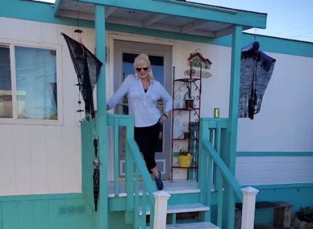 Lyons Crest Mobile Home Park
