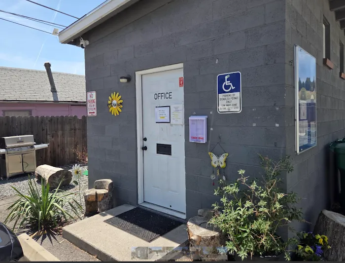 Reno Mobile Home & RV Park Picture 9