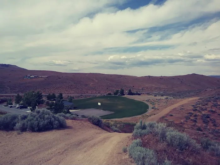 Sixth Avenue Court Picture 2