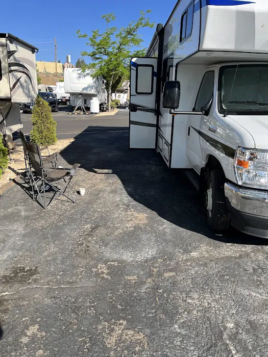 Shamrock RV Park Picture 5