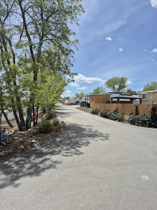 Reno Sierra Mobile Estates (South) Picture 2