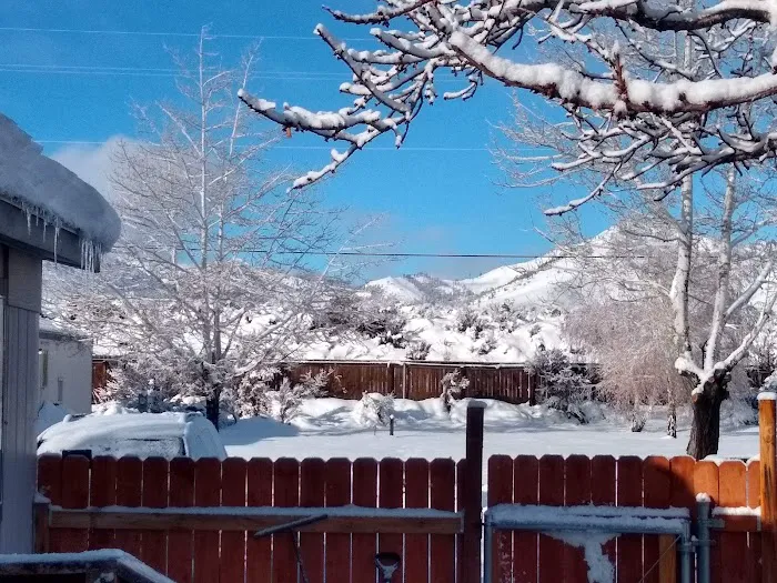 Lakeview 74 Picture 1