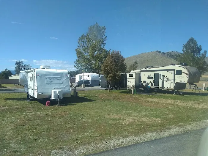 Sierra Valley RV Park Picture 6