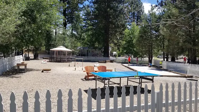 Clio's Rivers Edge RV Park Picture 8