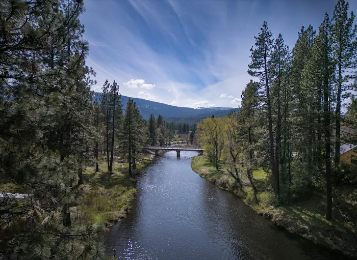 Clio's Rivers Edge RV Park Picture 4