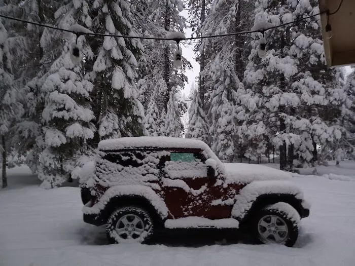 Neighbors RV Village Picture 3