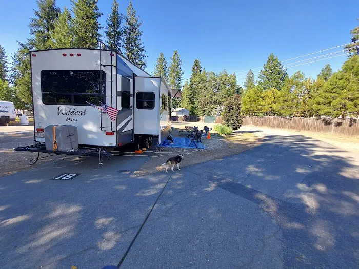 Pioneer RV Park Picture 1
