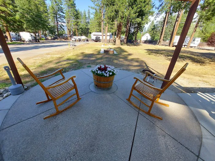 Pioneer RV Park Picture 8