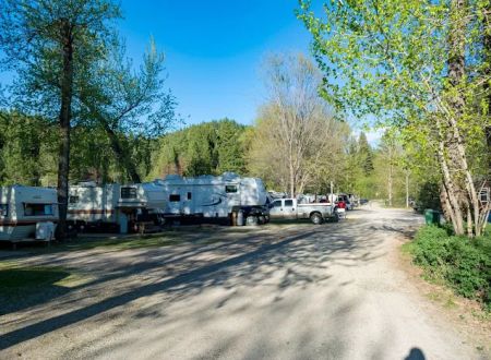 River Ranch RV Park