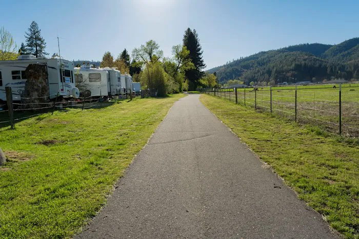 River Ranch RV Park Picture 9