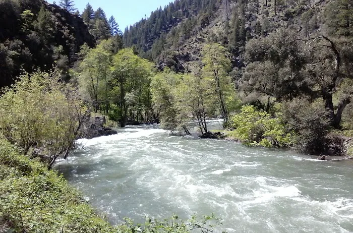 Caribou Crossroads RV Park Café Picture 6