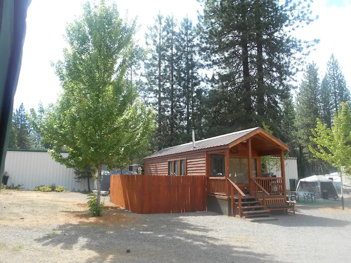 Lake Almanor RV Park Picture 3