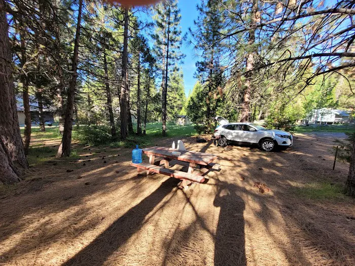 Volcano Country RV Park Picture 7