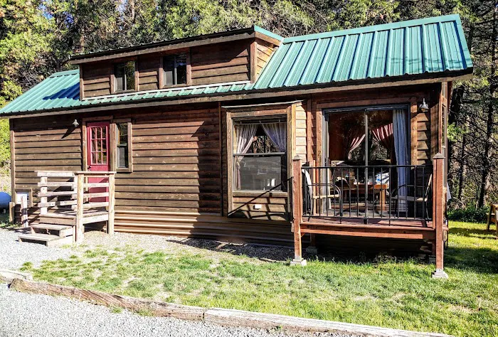 Nelson Falls RV Park Picture 1