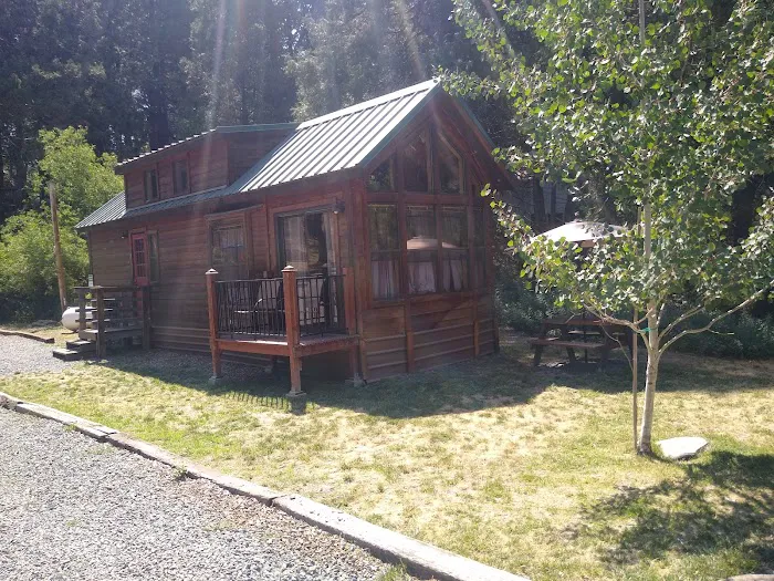 Nelson Falls RV Park Picture 4