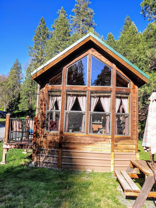 Nelson Falls RV Park Picture 9