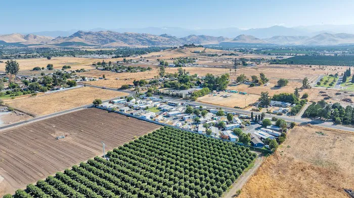 Porterville Mobile Village Picture 7