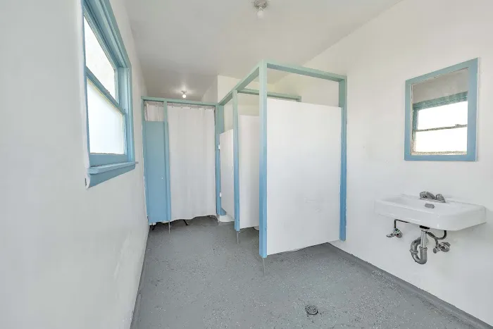 Porterville Mobile Village Picture 5