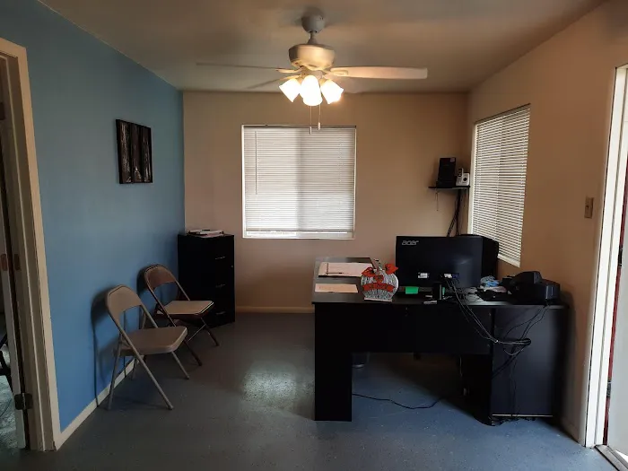 Porterville Mobile Village Picture 9