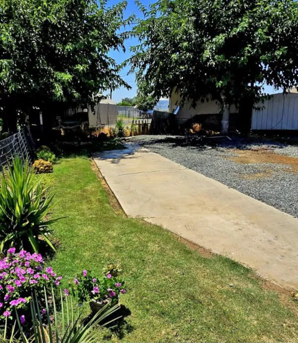 Porterville Mobile Village Picture 6