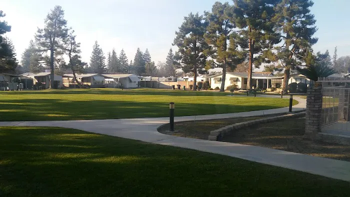 Colonial Community Homes Picture 2