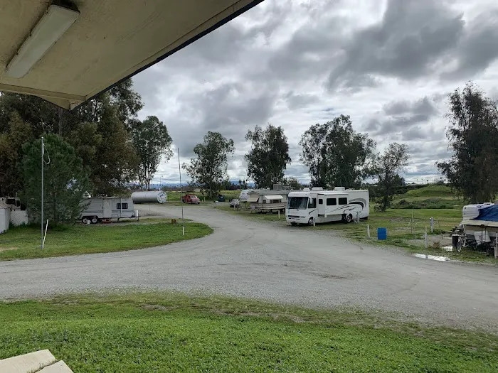 Friends RV Park Picture 2