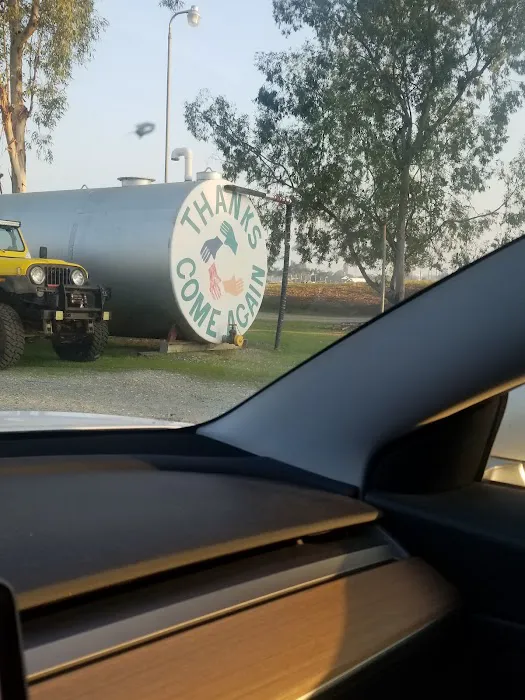 Friends RV Park Picture 5