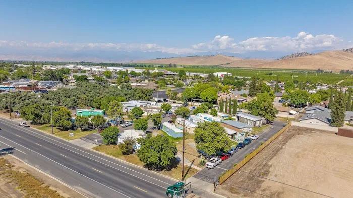 Exeter Kaweah Mobile Home Park Picture 1