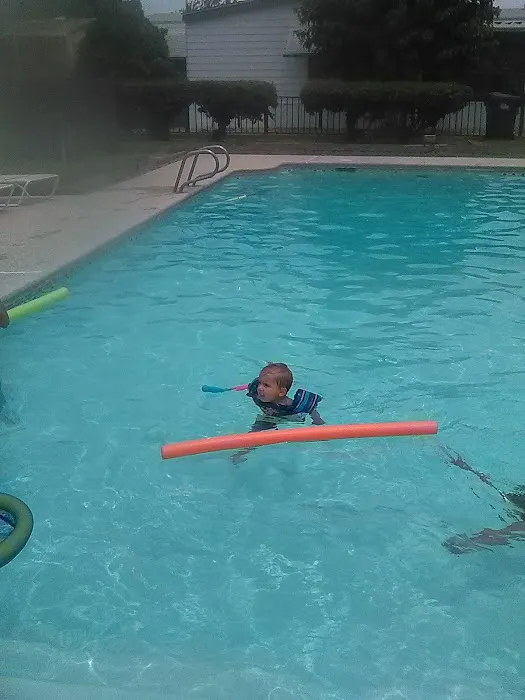 Rancho Exeter Mobile Home Park Picture 10