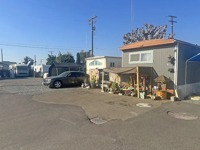 Mountain View Mobile Home Park Picture 4