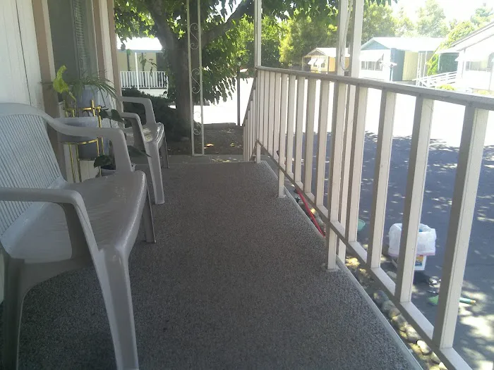 Paradise Mobile Home Estates Picture 5